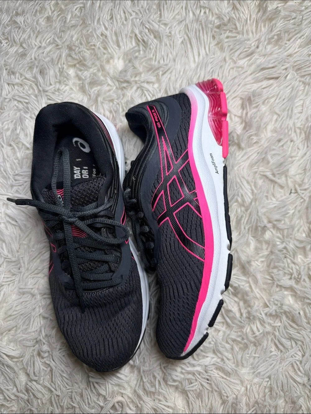 ASICS Women's Black & Hot Pink Running Shoes